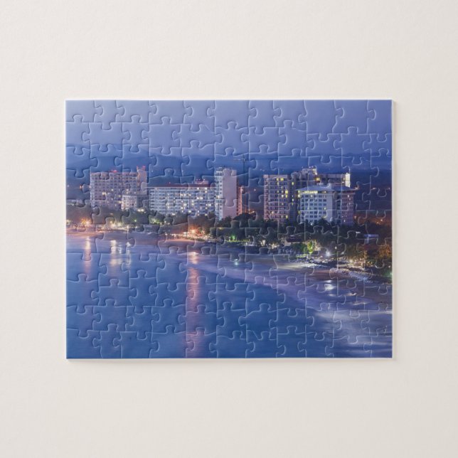 Mexiko, Guerrero, Ixtapa. Ixtapa Hotels entlang Puzzle (Horizontal)