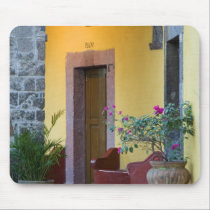 Mexiko, San Miguel de Allende, Eingang zum Archway Mousepad