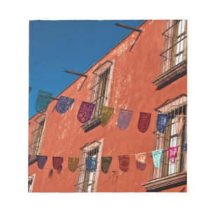 Mexiko, San Miguel de Allende. Farbige Banner Notizblock