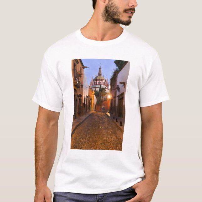 Mexiko, San Miguel de Allende. Früh T-Shirt (Vorderseite)