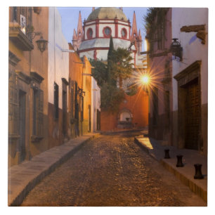 Mexiko, San Miguel de Allende. Früher Morgen Fliese