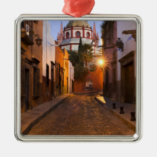 Mexiko, San Miguel de Allende. Früher Morgen Silbernes Ornament