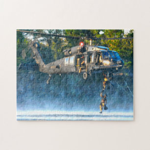 MH-60 M SCHWARZE HAWK (11 x 14 INCH) Puzzle