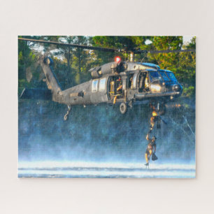MH-60 M SCHWARZE HAWK (16 x 20 INCH) Puzzle