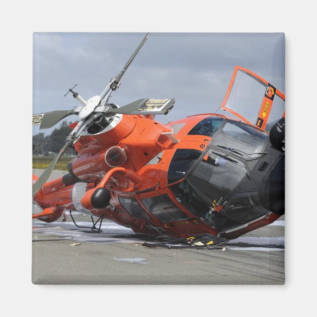 MH-65 Dolphin-Hubschrauber stürzten bei Arcata Air Magnet (Vorne)