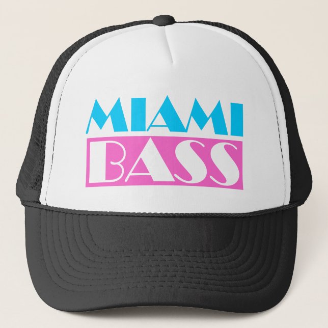 Miami Bass Retro 80er Truckerkappe (Vorderseite)