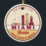 Miami Florida City Skyline Emblem Keramik Ornament<br><div class="desc">Miami minimalistisches,  farbenfrohes Kunstdesign mit Denkmälern und Sehenswürdigkeiten der Stadt in Florida.</div>