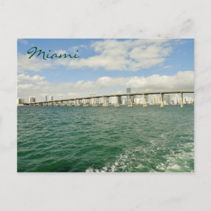 Miami Skyline durch Rickenbacker Causeway Postkarte