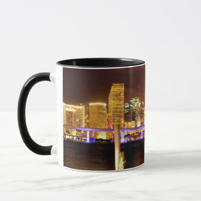 Miami-Skyline nachts, Florida Tasse (Links)