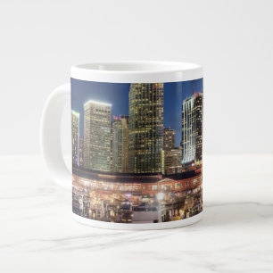 Miami-Skylinestadt in Florida Jumbo-Tasse