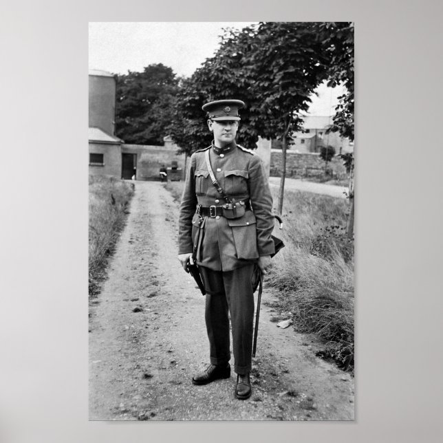 Michael Collins verkleidet in Uniform 1922 Poster (Vorne)