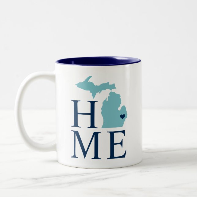 Michigan Zuhause Aqua Navy Blue Custom City Heart Zweifarbige Tasse (Links)
