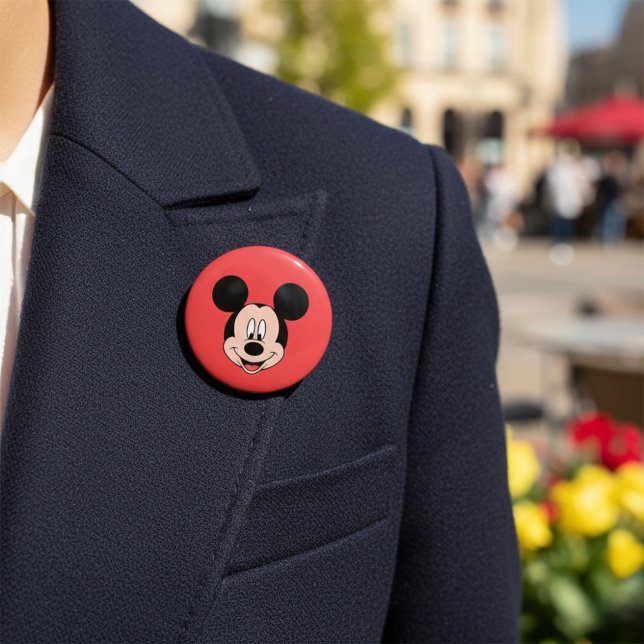 Micky Button remains the same as it's a proper nou (Von Creator hochgeladen)
