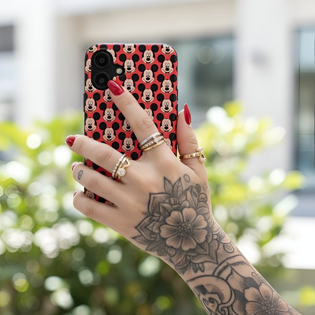 Micky iPhone Case iPhone 16 Hülle (Von Creator hochgeladen)