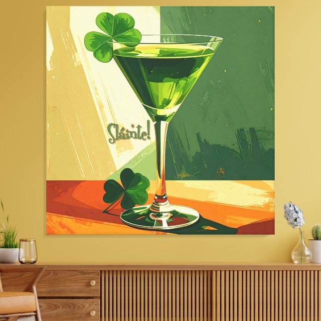 Mid Century Modern Shamrock Martini Sláinte!  Leinwanddruck (Insitu (Wohnzimmer))