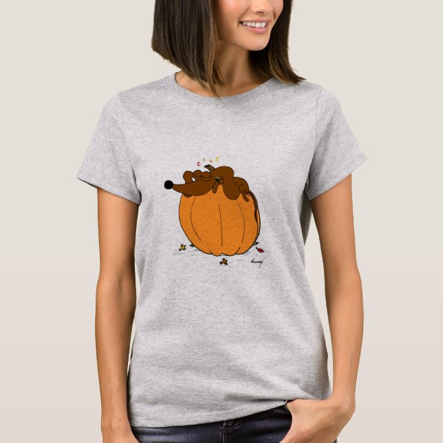 Midge Sleeping auf einem Pumpkin-Shirt T-Shirt (Vorderseite)