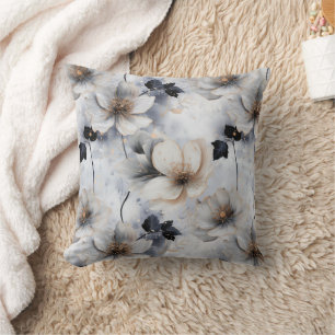 Midnight Bloom Floral – Elegant Kissen
