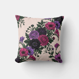 Midnight Bloom Floral Zazzle Kissen