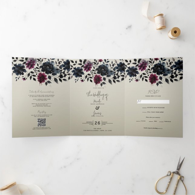 Midnight Blue Burgundy Inky Floral Almond Wedding Dreifach Gefaltete Einladung (Innenseite)