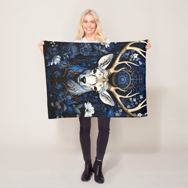 Midnight Celestial Floral Gothic Deer  Fleecedecke (Beispiel)