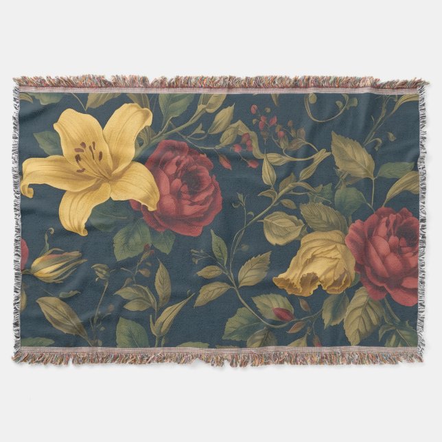 Midnight Victorian Floral – Yellow Lilies & Roses  Decke (Vorderseite)
