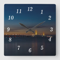 Mighty Mac bei Nacht Pano Wall Uhr