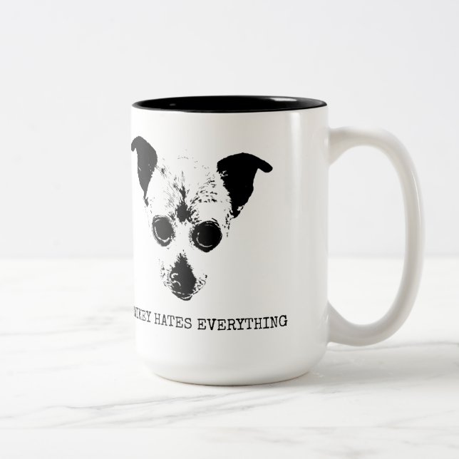 MIKEY HASST TASSEN (Rechts)