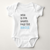 Milch ist für Babys Pass der Brose Baby Outfit