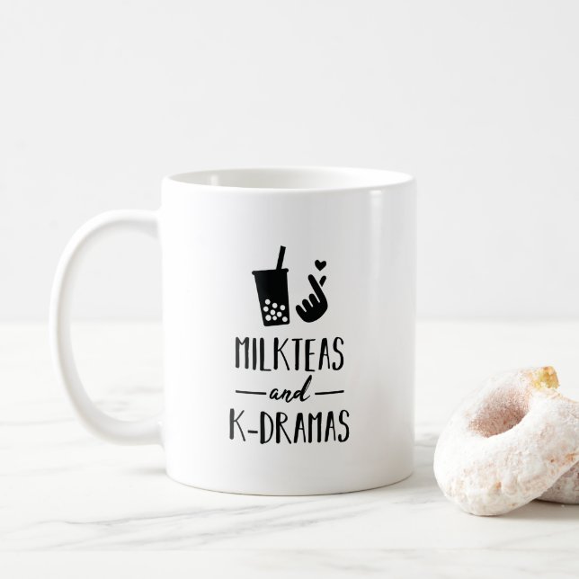 Milch-Tees und K-Dramen Lieblingsgenre und Getränk Kaffeetasse (Mit Donut)