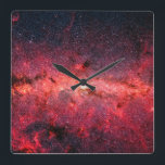 Milchstraße Quadratische Wanduhr<br><div class="desc">Hunderttausende von Sternen drängten sich in den wirbelnden Kern unserer Milchstraßengalaxie. Schönes Galaxie-Foto und ein wunderbares Beispiel für Weltraumfotografie.</div>