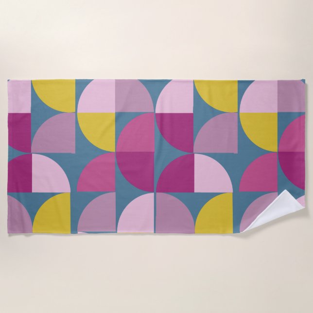 Milde psychedelische lila Rosa Farben mo Strandtuch (Vorderseite)