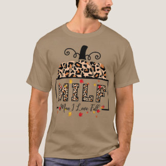 MILF Mann I Liebe Fall Sonnige Herbstsaison über T-Shirt