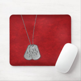Militärhunde-Tags mit Paw-Printen auf Leder Mousepad