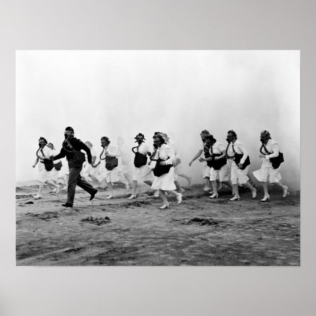 Militärische Krankenschwestern des Zweiten Weltkri Poster (Vorne)