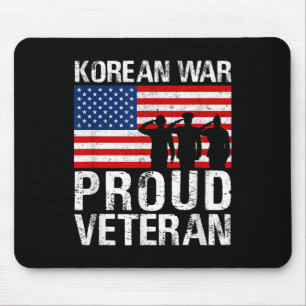 Militärische Männer Frauen stolz auf den Veteranen Mousepad