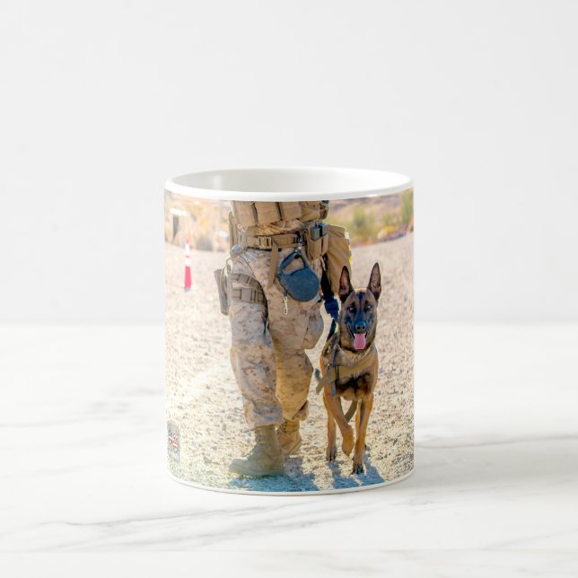 MILITÄRISCHER ARBEITSHUND KAFFEETASSE (Mittel)