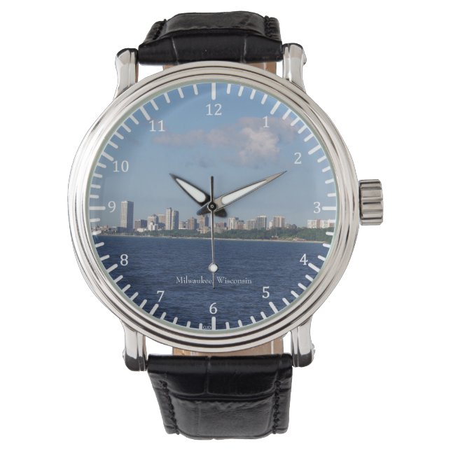 Milwaukee Skyline-Uhr Armbanduhr (Vorderseite)