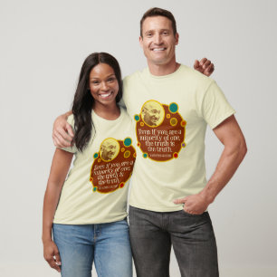 Minderheit von einem Gandhi Zitat-T - Shirt