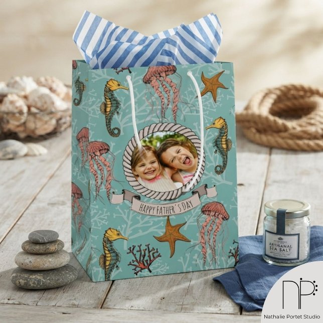 Mini Blue Seepferd Serenade Custom Foto & Text Mittlere Geschenktüte (Hand-drawn ink seahorse coral jellyfish nautical photo medium gift bag custom marine packaging)