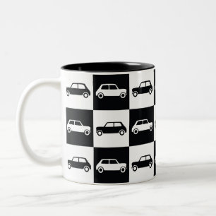 Mini-Cooper mit schwarzer Checkerboard Zweifarbige Tasse