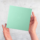 Mini Light Green Vollfarbe schlichte Kachel<br><div class="desc">Das ist ein Druck. Nicht zur Verwendung im Freien bestimmt. Wir empfehlen Ihnen, vor der Bestellung einer großen Bestellung eine Kachel zu bestellen. Dies ist ein hübsches Design Fliesen mit jedem Farbschema. Sie können es als Wandfliese als Highlight oder ganze Wand für einen Backsplash in Ihrer Küche, Badezimmer oder Schlammraum...</div>