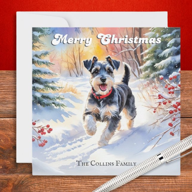 Miniatur Schnauzer in Schneeheimen Feiertagskarte (A personalized Christmas card with picture of a miniature schnauzer dog walking in snow)