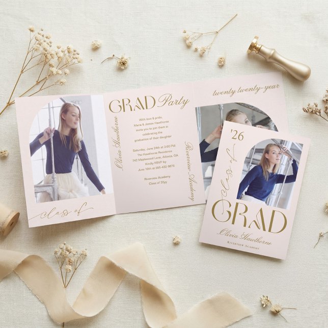 Minimal Arch Grad Photo Collage Graduation Party Dreifach Gefaltete Einladung (Minimal Arch Grad Photo Collage Graduation Party Tri-Fold Invitation)
