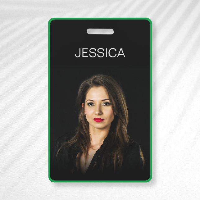Minimal Black Green Corporate Mitarbeiter Foto ID Ausweis (Von Creator hochgeladen)