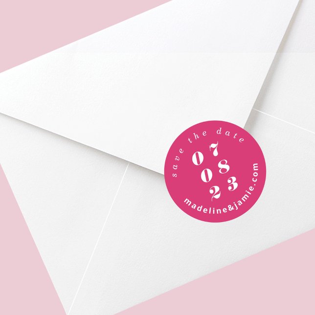 Minimal Bold Wedding Date Save the Date Magenta Runder Aufkleber (Von Creator hochgeladen)