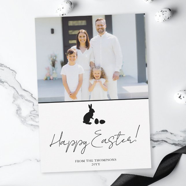 Minimal Bunny In Black And Family Photo Easter Karte (Von Creator hochgeladen)