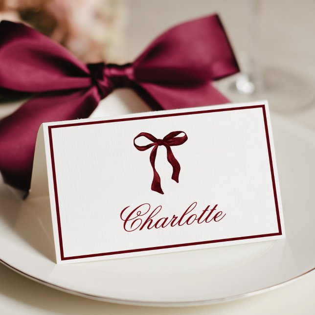 Minimal Burgundy Bow Place Card Tischnummer (Von Creator hochgeladen)