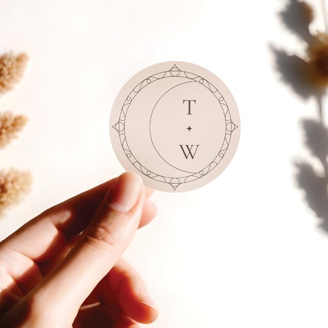 Minimal Celestial Moon & Stars Wedding Monogram Runder Aufkleber (Minimal Celestial Moon & Stars Wedding Monogram Classic Round Sticker)