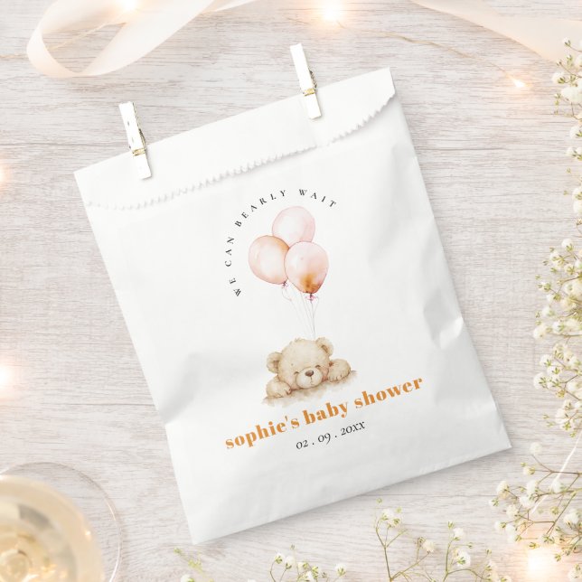 Minimal Chic Blush Bearly Wait Ballon Babydusche Geschenktütchen (Ausgeschnitten)