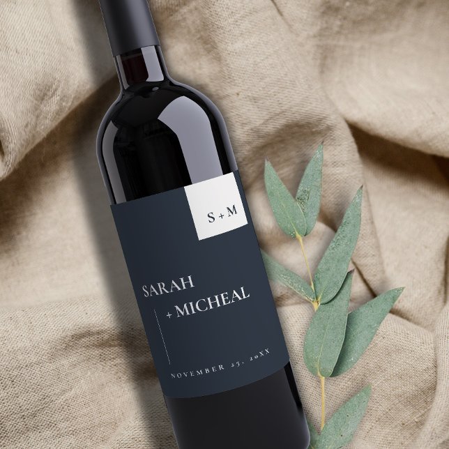 MINIMAL CHIC SCANDI BLACK & WHITE MONOGRAM WEDD WEINETIKETT (Von Creator hochgeladen)